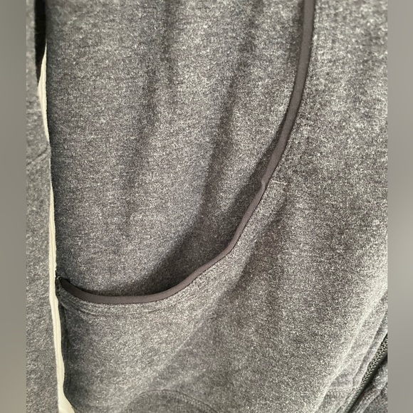 Lululemon cotton and spandex full zip hoodie in gray size 10 - Picture 10 of 10